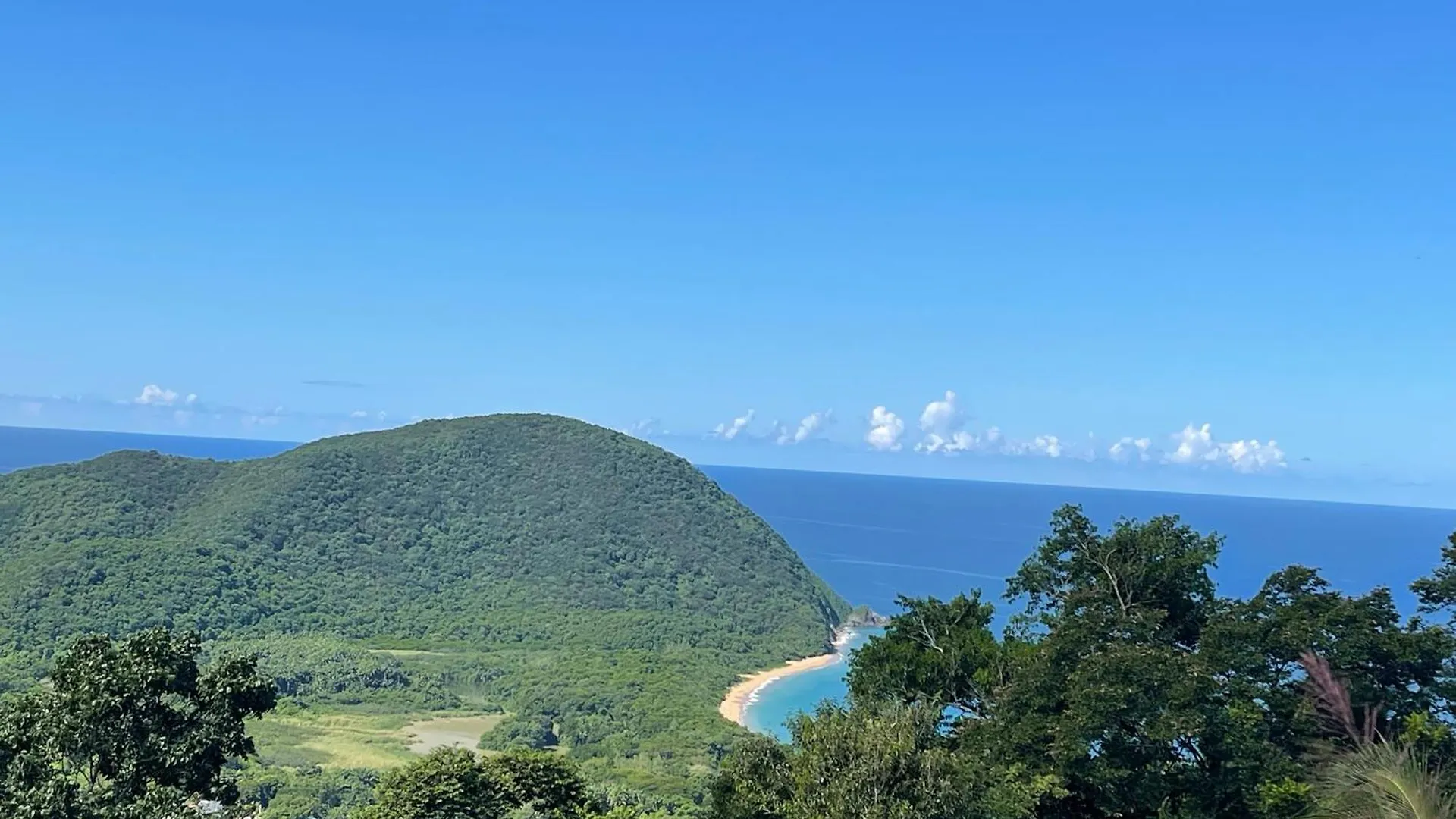 Valeriane Superbe Studio Vue Panoramique Grande Anse Daire Deshaies Guadeloupe